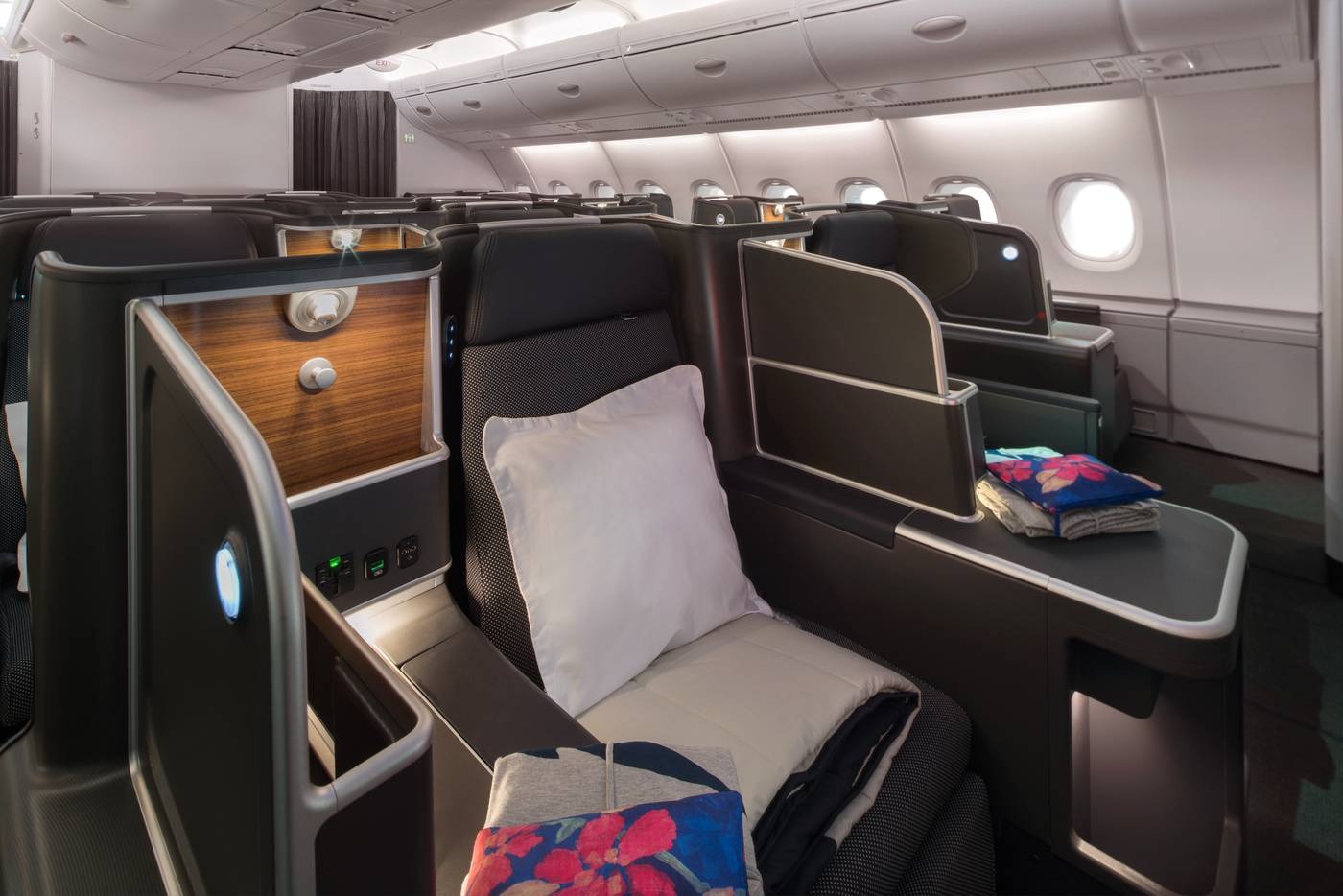 Economy vs Premium Economy vs Business Class Comparison